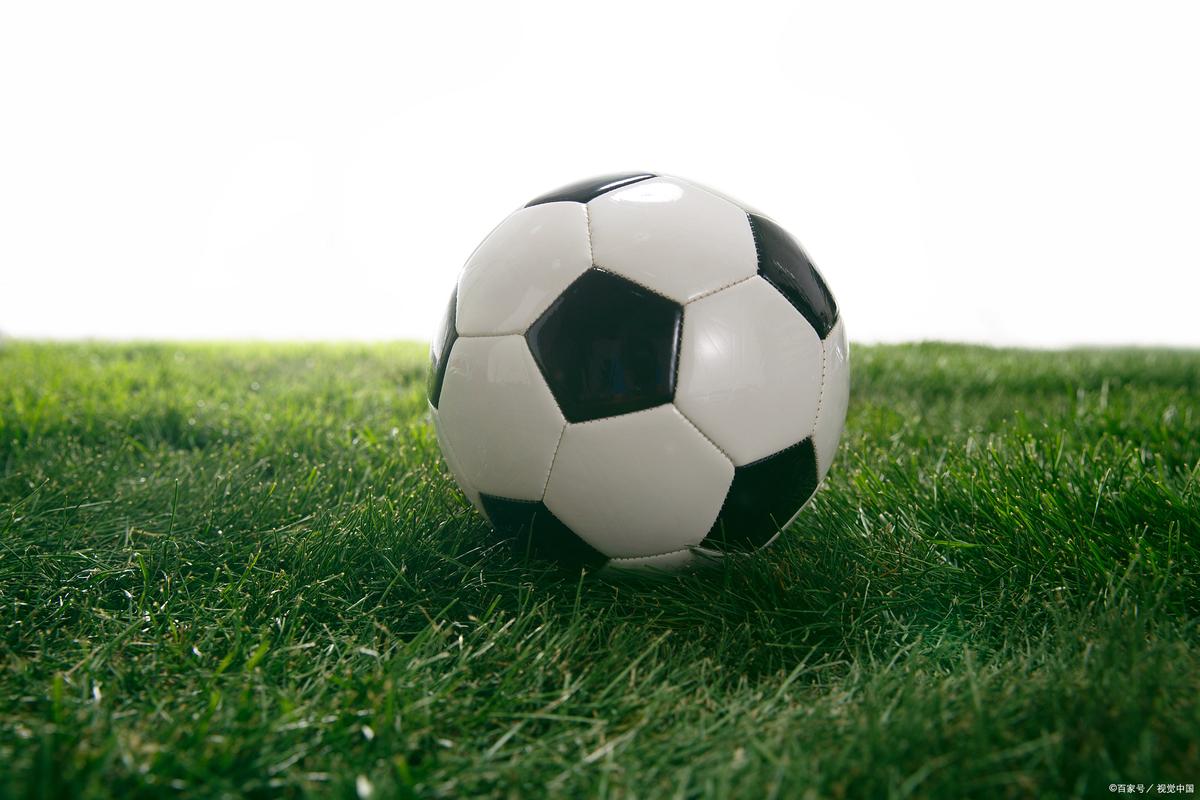 Train incident kills 11 injures 2 in Kunming